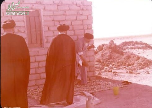 وضوی امام خمینی در بیابان‌های بصره +تصاویر