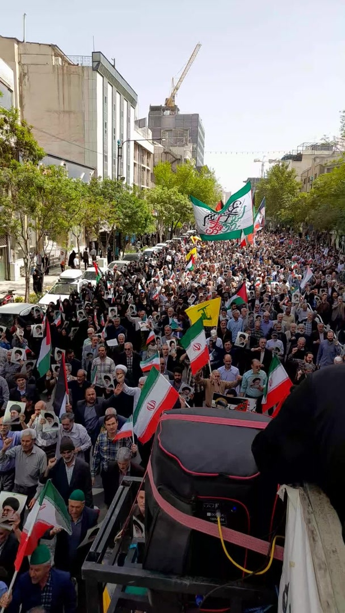 راهپیمایی ضدصهیونیستی نمازگزاران مشهدی و حمایت از اقدام قاطع سپاه