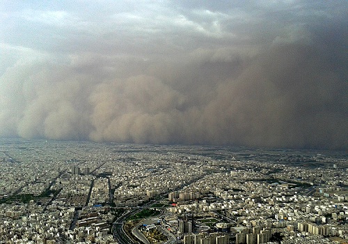تصاویر/لحظه ورود طوفان به تهران