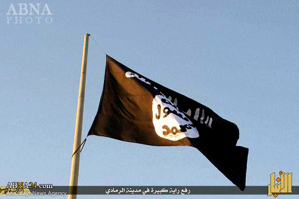 بزرگترین پرچم داعش سرنگون شد+عکس