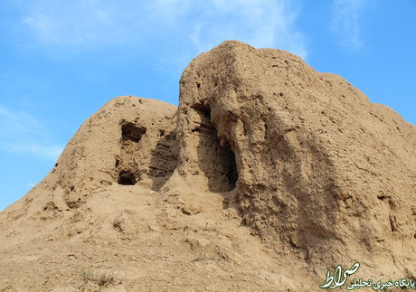 تپه تاریخی، چراگاه گوسفندان شد +تصاویر