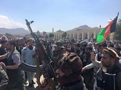 درگیری در تشییع پادشاه افغان +تصاویر