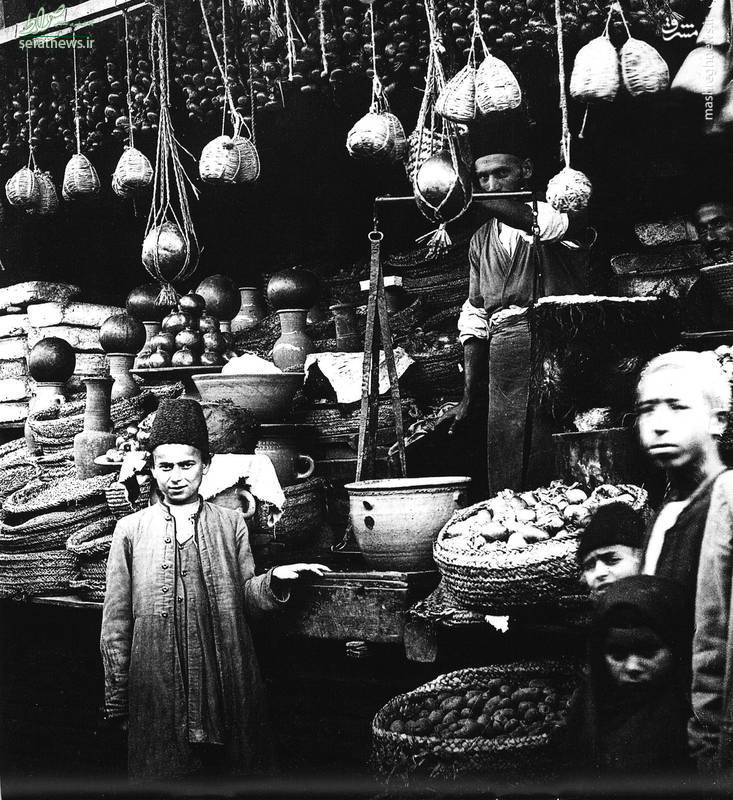 نمایی از سوپرمارکت در عهد قاجار +تصویر