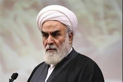 حجت‌الاسلام گلپایگانی: آمریکایی‌ها ابر دزد هستند