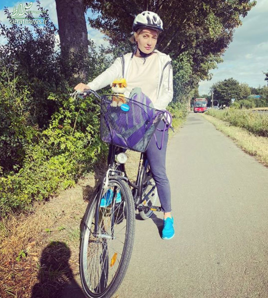 تیپ متفاوت مهناز افشار در حال دوچرخه سواری