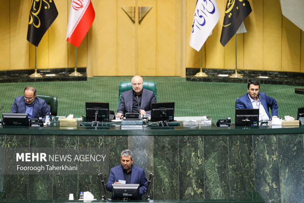 صحن علنی مجلس شورای اسلامی صبح روز یکشنبه ۱۵ مرداد ماه ۱۴۰۲ به ریاست محمد باقر قالیباف برگزار شد