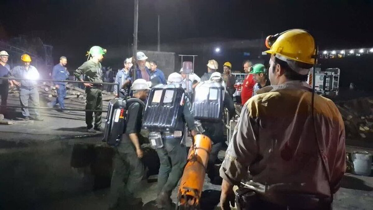 آخرین جزئیات از انفجار شبانه در معدن معدنجوی | تعداد جان‌باختگان معدن طبس به ۳۰ نفر رسید