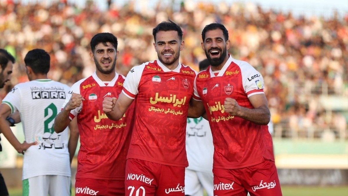 معمای بزرگ یک بازیکن مقابل سرمربی پرسپولیس