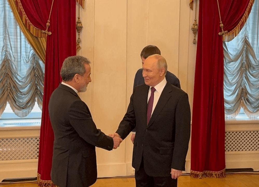 عراقچی با پوتین دیدار کرد عراقچی با پوتین دیدار کرد